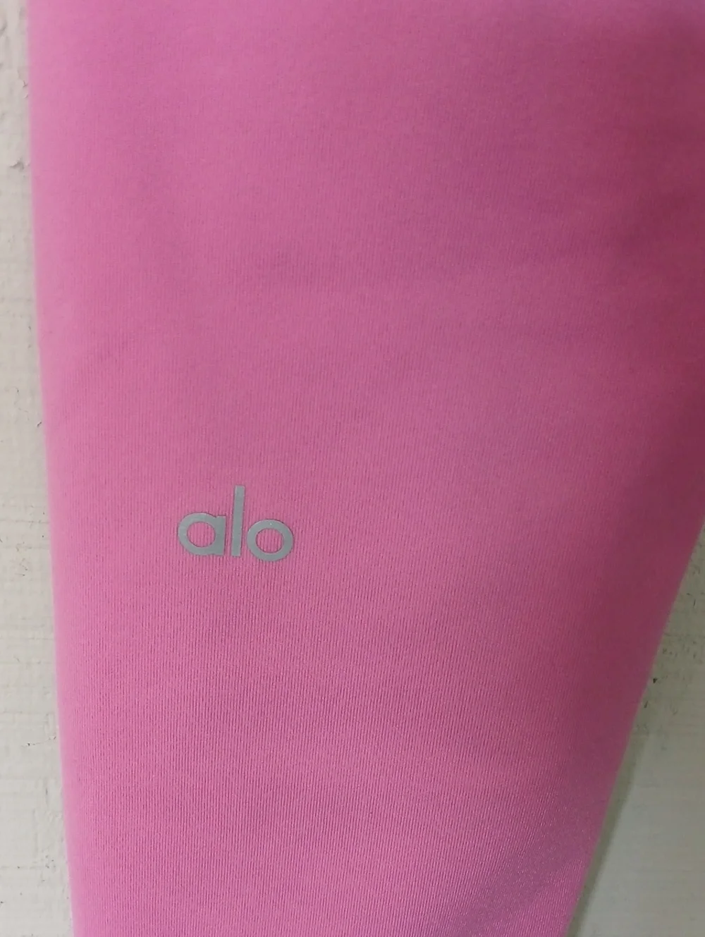 ALO Yoga smooth high